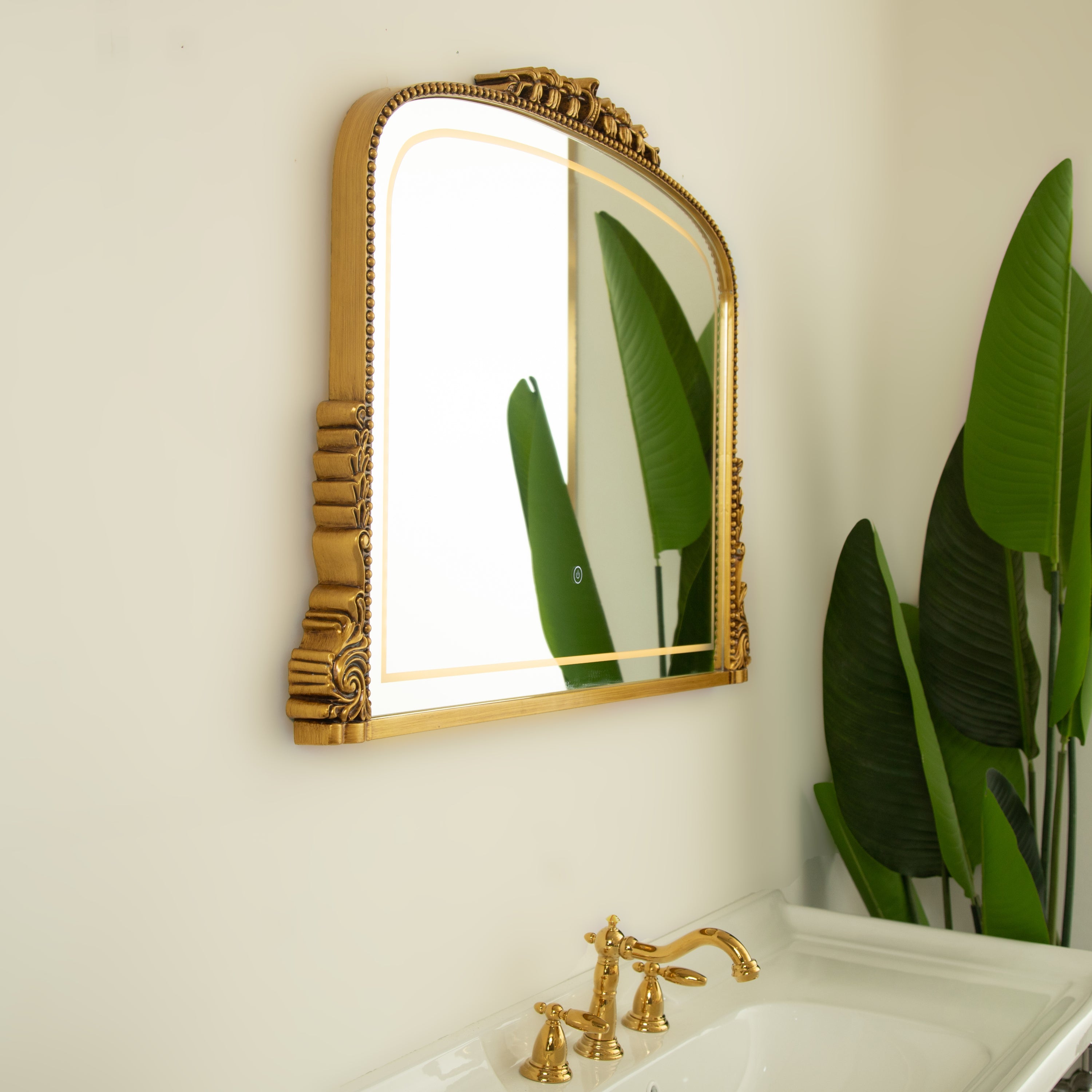 Irregular Wall Mirror – Vintage PU Frame Silver 35.04" x 1.77" for