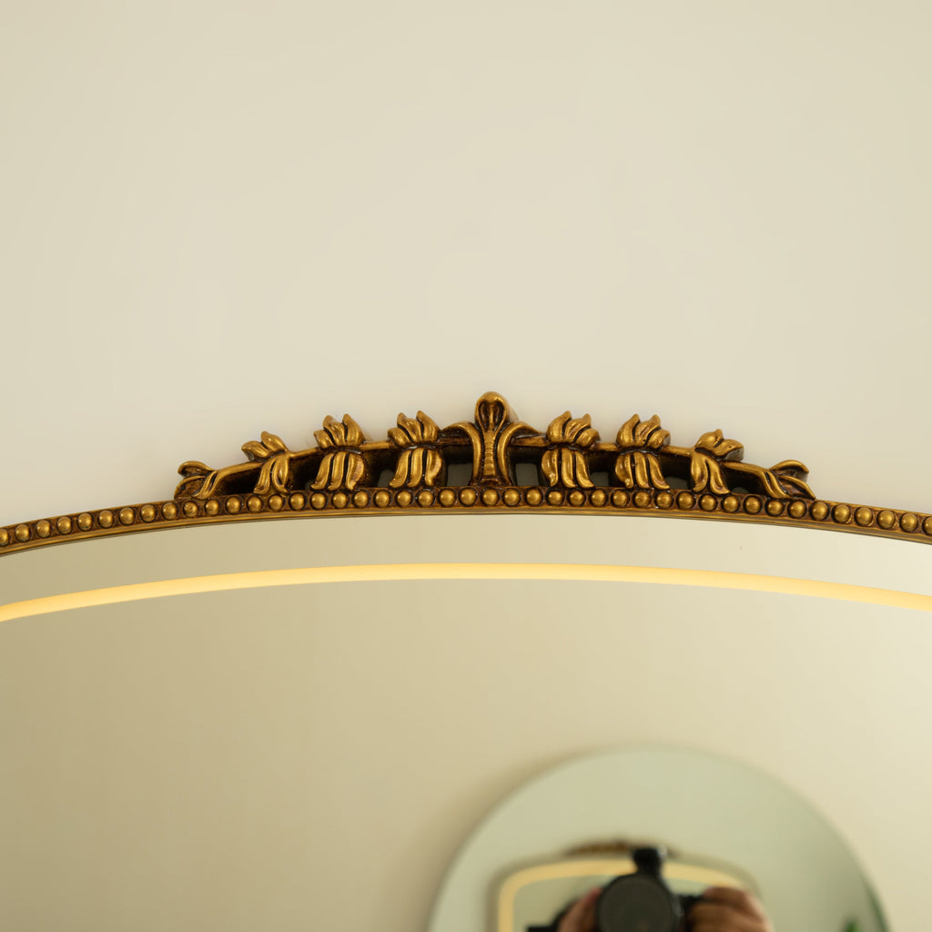 Irregular Wall Mirror – Vintage PU Frame Silver 35.04" x 1.77" for